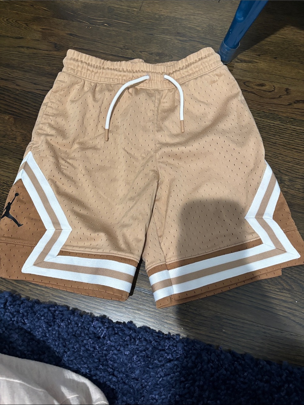 Beige Jordan basketball shorts